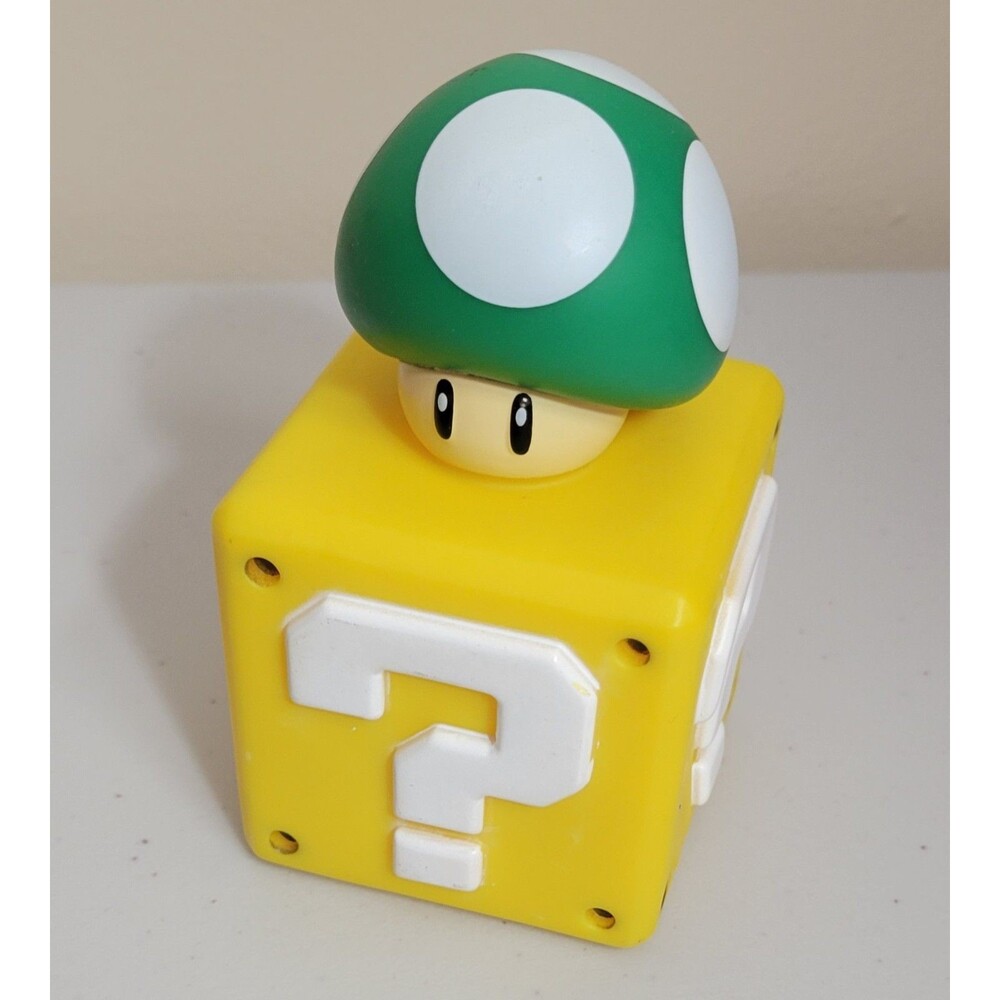Super Mario Bros. 2017 Exclusive 4.5" 1UP Mushroom